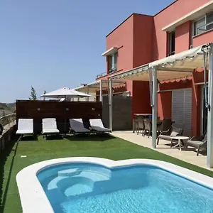 Piscina Privada Independiente Jardín Y Solarium San Bartolomé